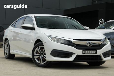 White 2016 Honda Civic Sedan Vti