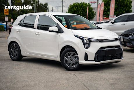 White 2025 Kia Picanto Hatchback Sport (Pe2)