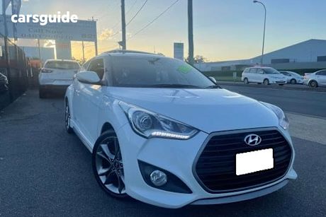 White 2015 Hyundai Veloster Coupe Sr Turbo