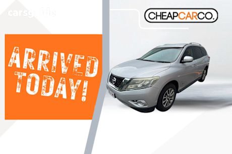 Silver 2015 Nissan Pathfinder Wagon St Hybrid (4X2)