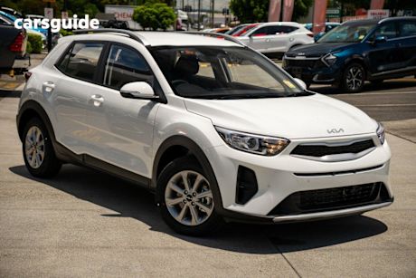 White 2025 Kia Stonic Wagon S