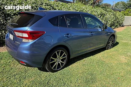 Blue 2017 Subaru Impreza Hatchback 2.0I (Awd)
