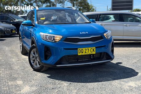 Blue 2024 Kia Stonic Wagon Sport