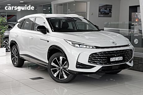 White 2024 MG HS Wagon Excite