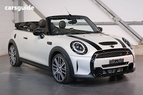 Silver 2021 Mini Convertible Convertible Cooper Classic