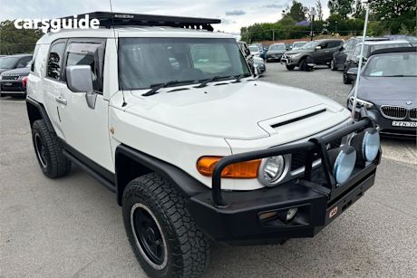 White 2012 Toyota FJ Cruiser Wagon