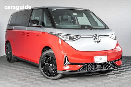 Silver 2025 Volkswagen ID. Buzz Wagon Gtx Lwb 4Motion