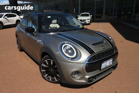 Silver 2019 Mini Cooper Hatchback S 5D Hatch