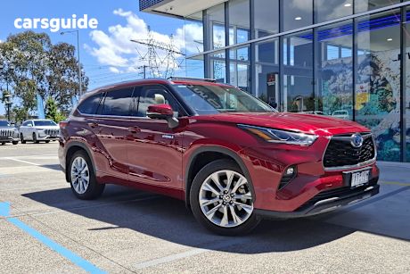 Red 2022 Toyota Kluger Wagon Grande Hybrid Awd