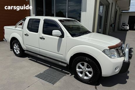 White 2012 Nissan Navara Dual Cab Pick-up St (4X4)