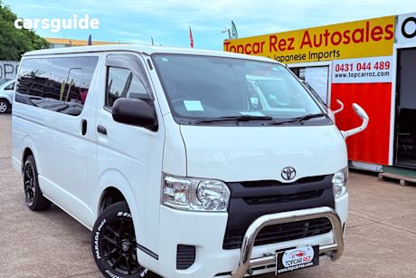 White 2015 Toyota HiAce Van Dx