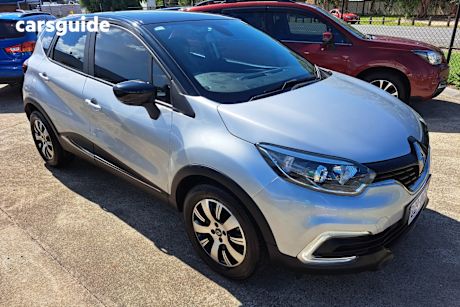 Silver 2019 Renault Captur Wagon Zen