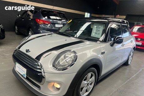 Silver 2015 Mini Cooper Hatchback 5D Hatch
