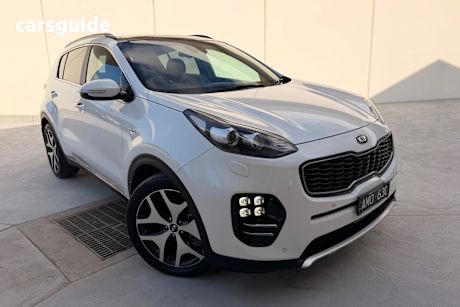 White 2017 Kia Sportage Wagon Gt-Line (Awd)