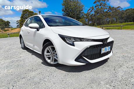 White 2019 Toyota Corolla Hatchback Ascent Sport