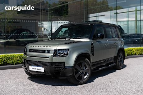 Green 2025 Land Rover Defender Wagon 110 D350 X-Dynamic Se (257Kw)