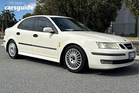White 2003 Saab 9-3 Sedan Vector 2.0T