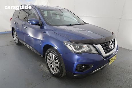 Blue 2018 Nissan Pathfinder Wagon St (4X2)