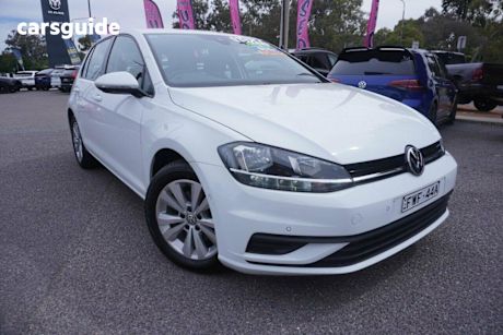 White 2019 Volkswagen Golf Hatchback 110 Tsi Trendline