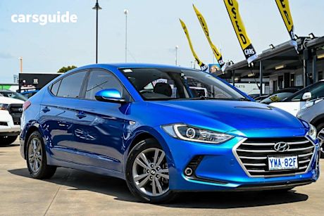 Blue 2017 Hyundai Elantra Sedan Active 2.0 Mpi