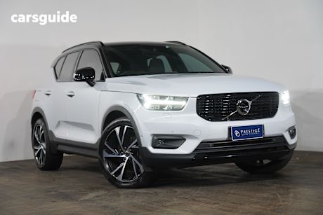 Silver 2020 Volvo XC40 Wagon T5 R-Design (Awd)