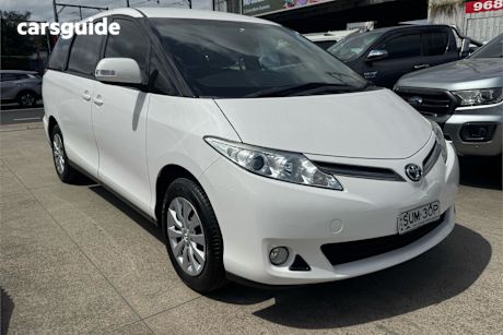 White 2018 Toyota Tarago Wagon Gli