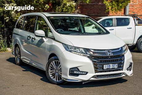 White 2019 Honda Odyssey Wagon Vti-L