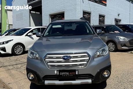 Silver 2017 Subaru Outback Wagon 2.5I