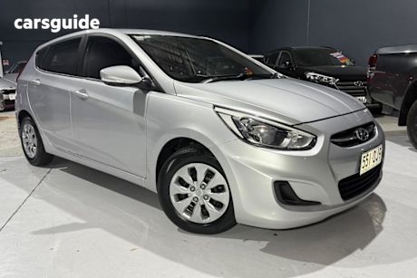 Silver 2016 Hyundai Accent Hatchback Active