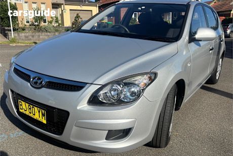 Silver 2011 Hyundai I30 Hatchback Sx