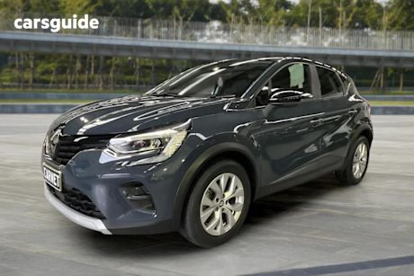Blue 2023 Renault Captur Wagon Life