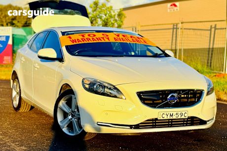 White 2014 Volvo V40 Hatchback D4 Luxury