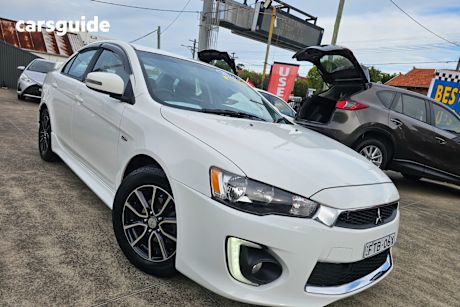 White 2016 Mitsubishi Lancer Sedan Es Sport