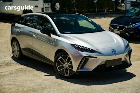 Silver 2024 MG MG4 Hatchback Essence 64