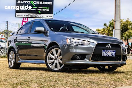 Silver 2014 Mitsubishi Lancer Sedan Vr-X