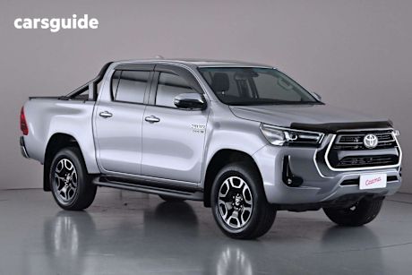 Silver 2022 Toyota Hilux Double Cab Pick Up Sr5 (4X4)