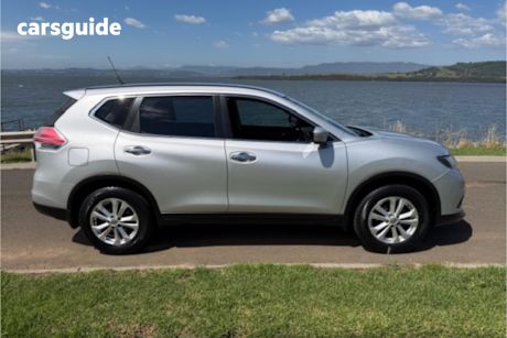 Silver 2015 Nissan X-Trail Wagon St (Fwd)