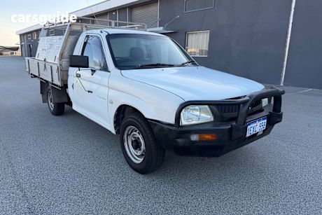 White 2005 Mitsubishi Triton Cab Chassis Gl