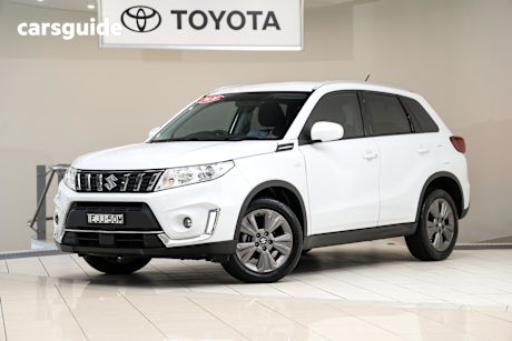 White 2020 Suzuki Vitara Wagon