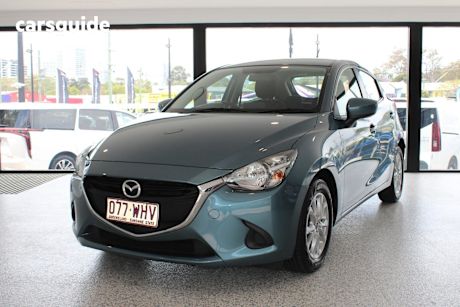 Blue 2016 Mazda 2 Hatchback Maxx