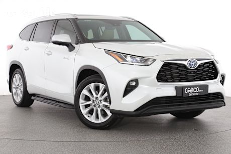 White 2022 Toyota Kluger Wagon Grande Hybrid Awd