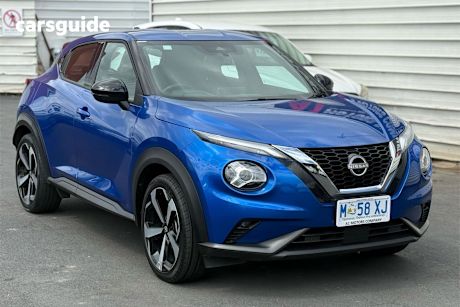 Blue 2023 Nissan Juke Hatchback St-L