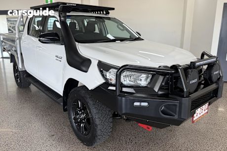 White 2023 Toyota Hilux Double Cab Chassis Sr (4X4)