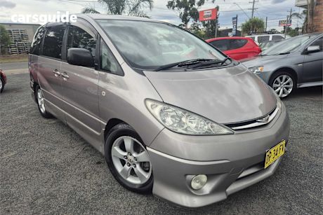 Grey 2004 Toyota Estima Wagon Aeras