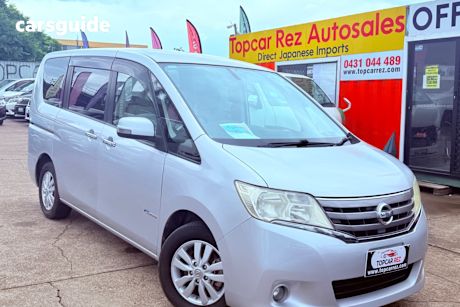 Silver 2013 Nissan Serena Wagon Highway Star G (Hybrid)