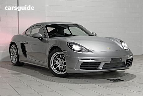 Silver 2016 Porsche 718 Coupe Cayman