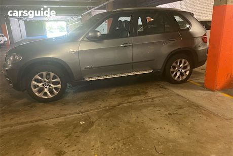Grey 2010 BMW X5 Wagon Xdrive 30D