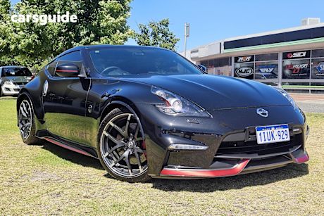 Black 2017 Nissan 370Z Coupe Nismo