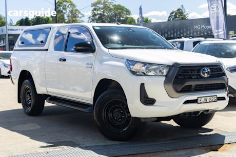 White 2020 Toyota Hilux X Cab Pickup Sr Hi-Rider