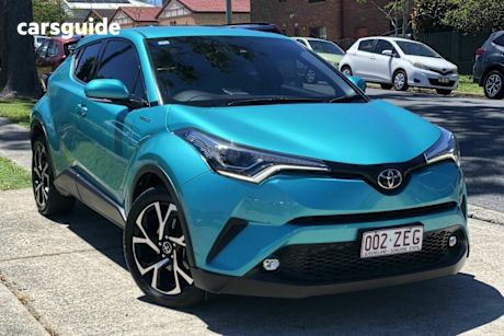 Green 2019 Toyota C-HR Hatchback Koba (2Wd)